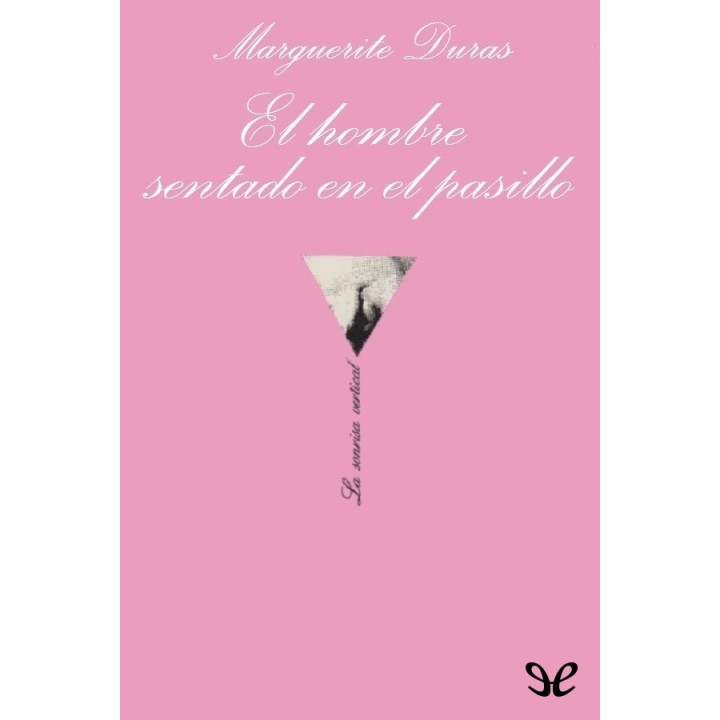 El hombre sentado en el pasillo